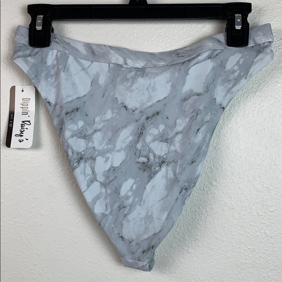NWT Dippin’ Daisy’s hi-waist hi-leg marble bikini - Picture 3 of 9